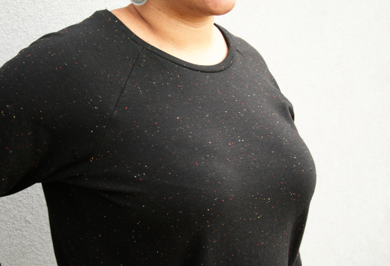 Sweat shirt "Coudre le Maelle" de Marie Poisson - buste avant